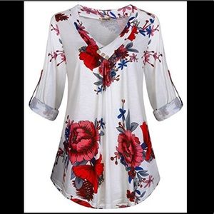 NWT Hibelle Womens Floral Cuffed Tunic Top